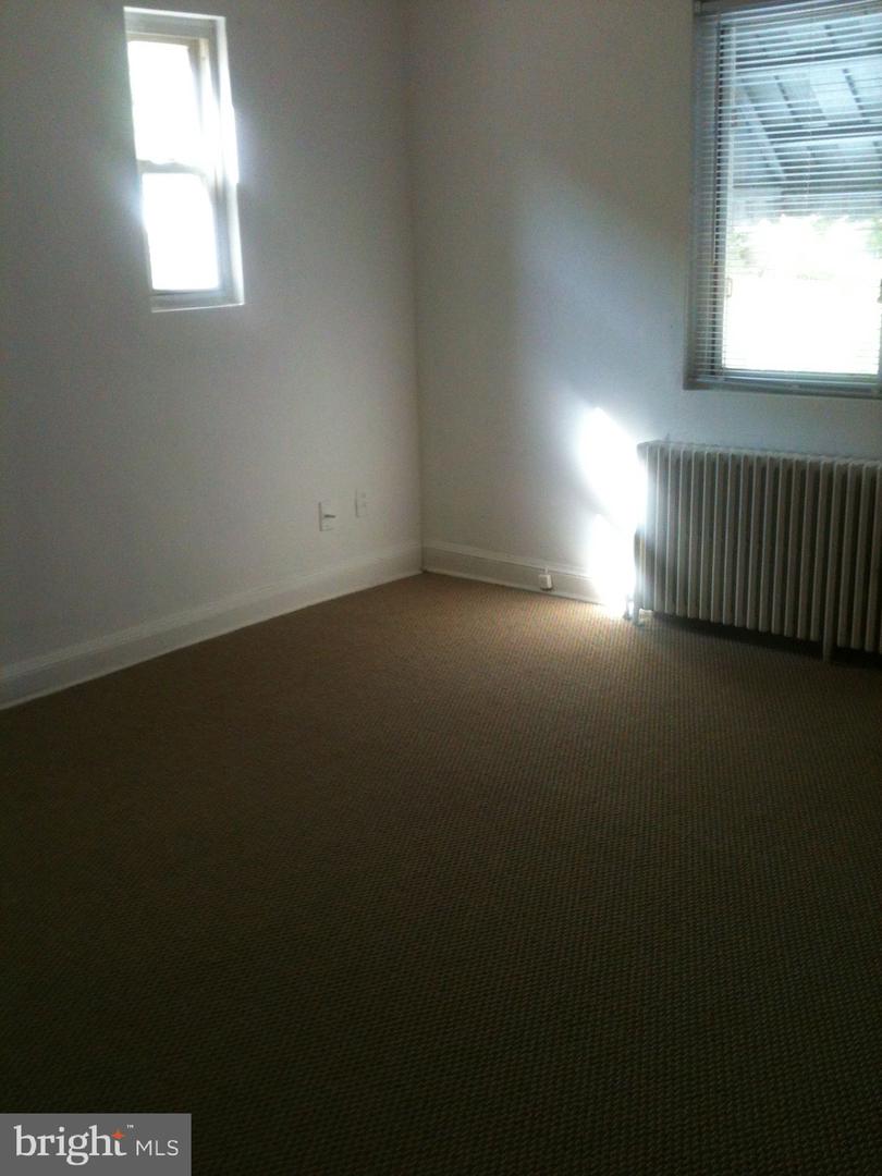 507 Oakwood St Se Property Photo 8