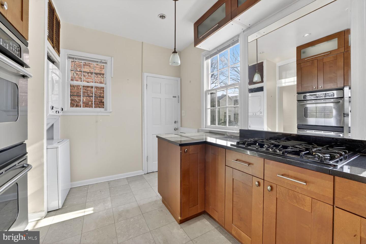 3421 Reservoir Rd Nw Property Photo 10