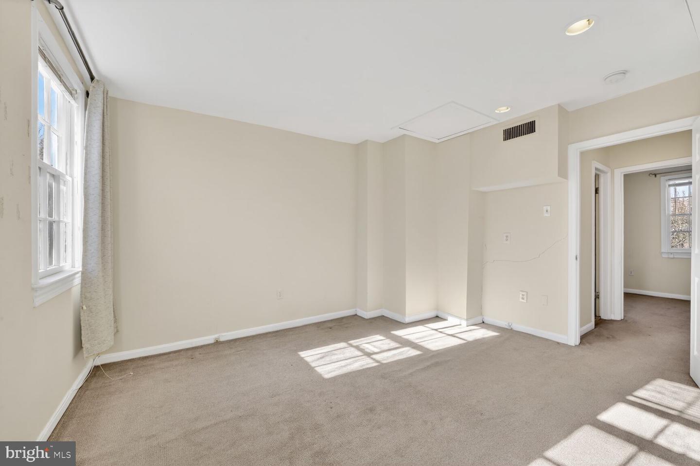 3421 Reservoir Rd Nw Property Photo 18