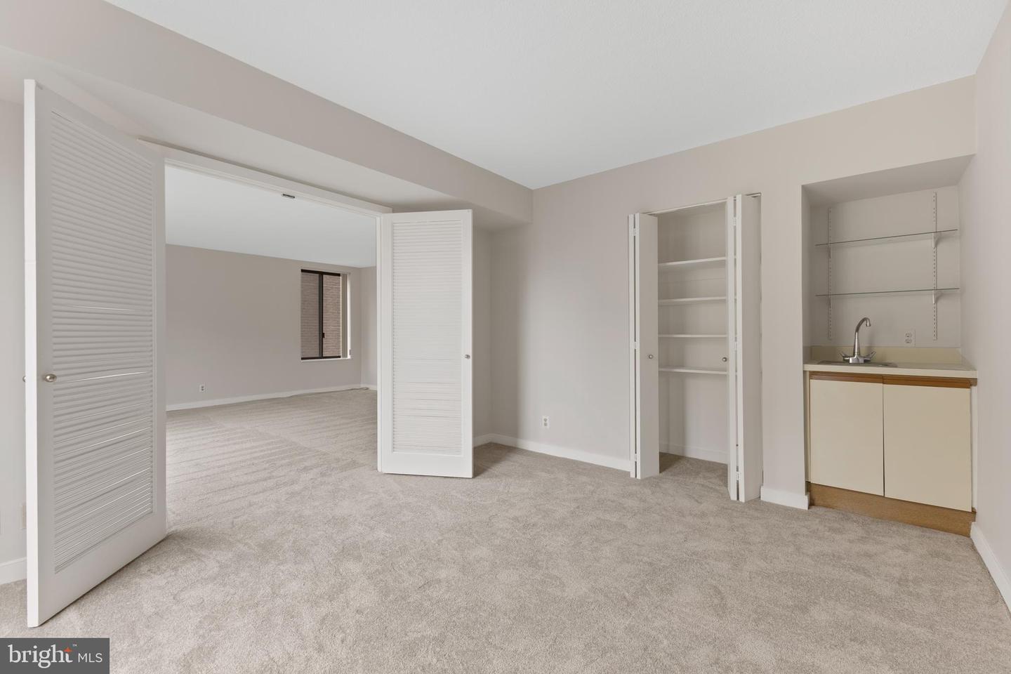 1099 22nd St Nw #601 Property Photo 21