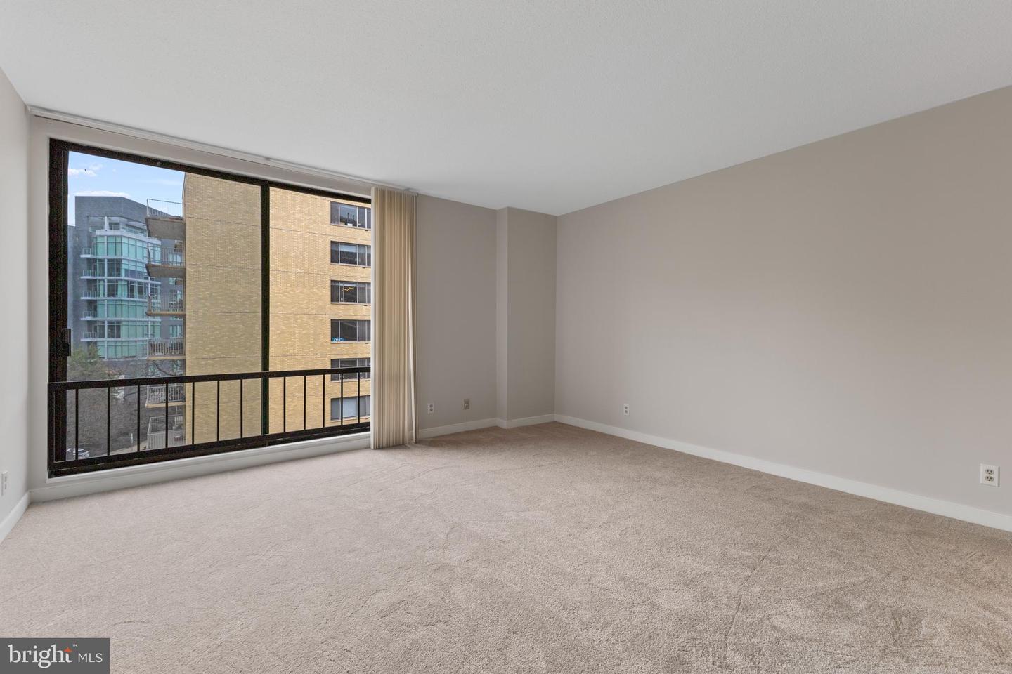1099 22nd St Nw #601 Property Photo 23
