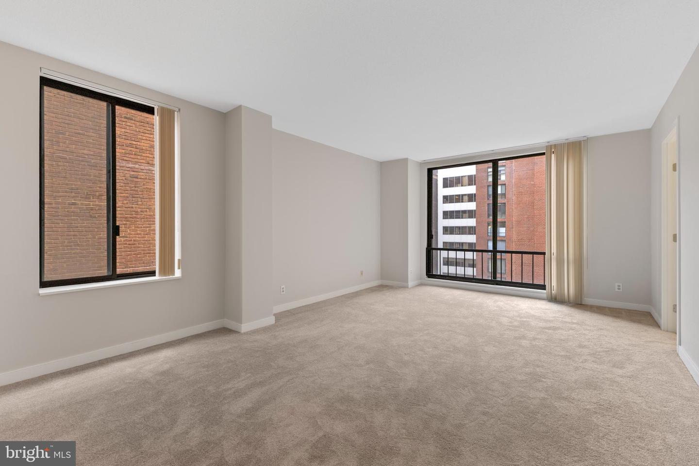 1099 22nd St Nw #601 Property Photo 25