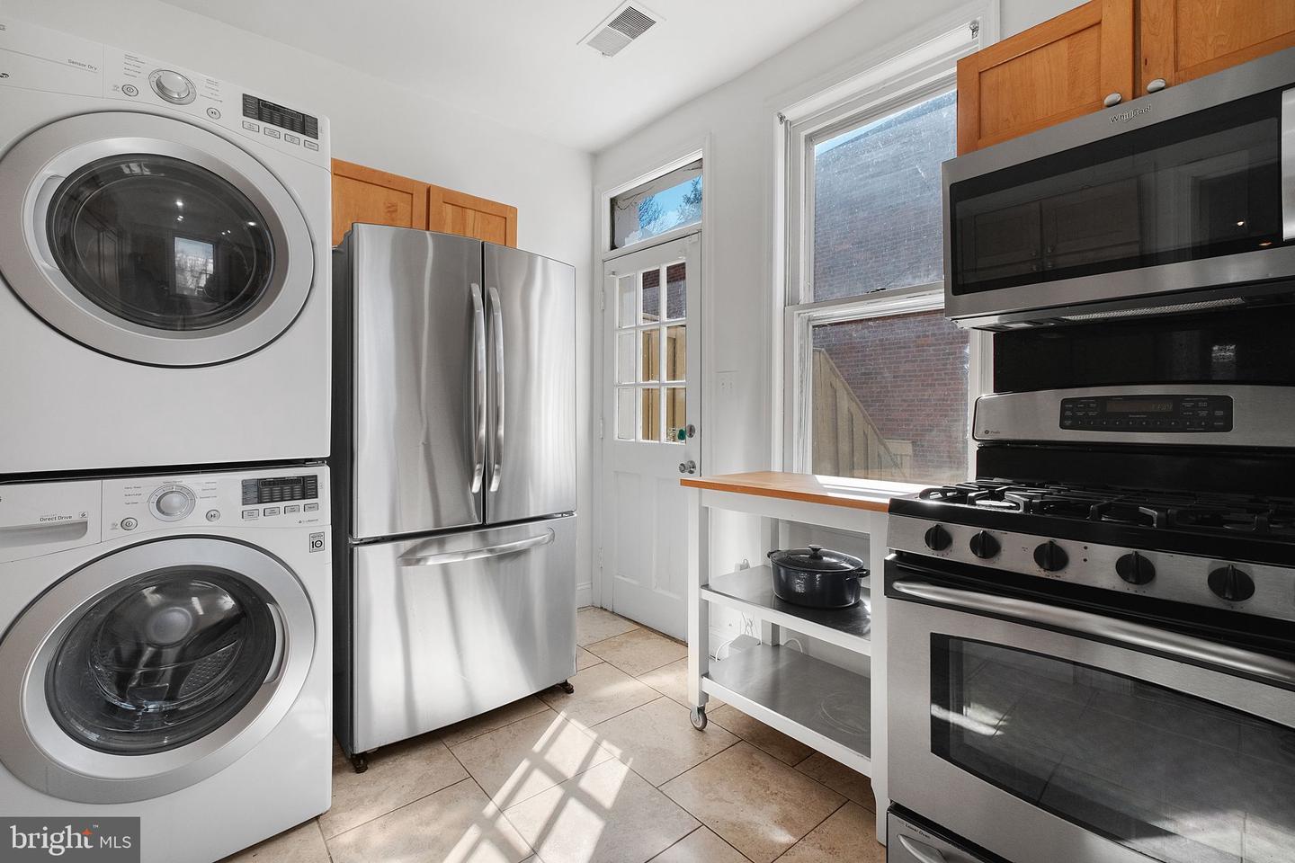 3256 Q St Nw Property Photo 6