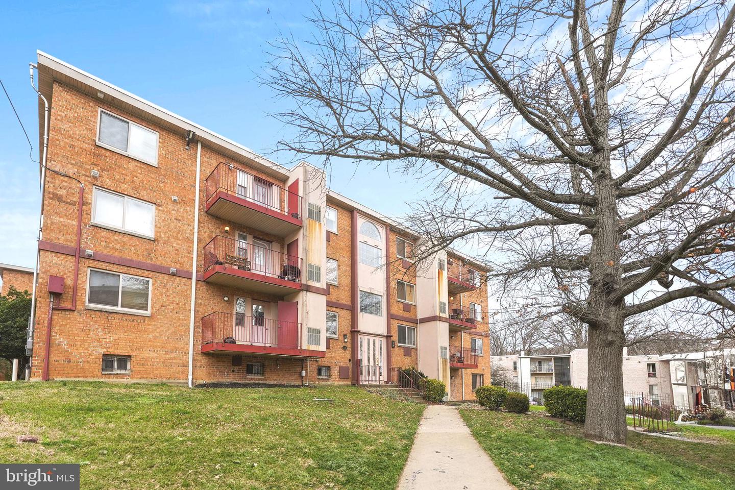 4116 AMES ST NE #203 Property Photo 1