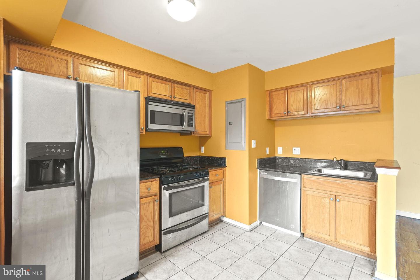 4116 Ames St Ne #203 Property Photo 13