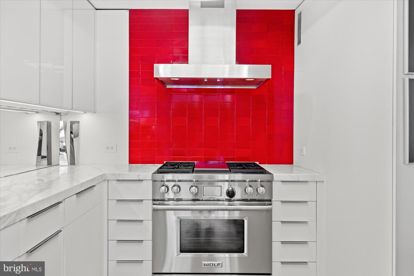 700 New Hampshire Ave Nw #708/709 Property Photo 21