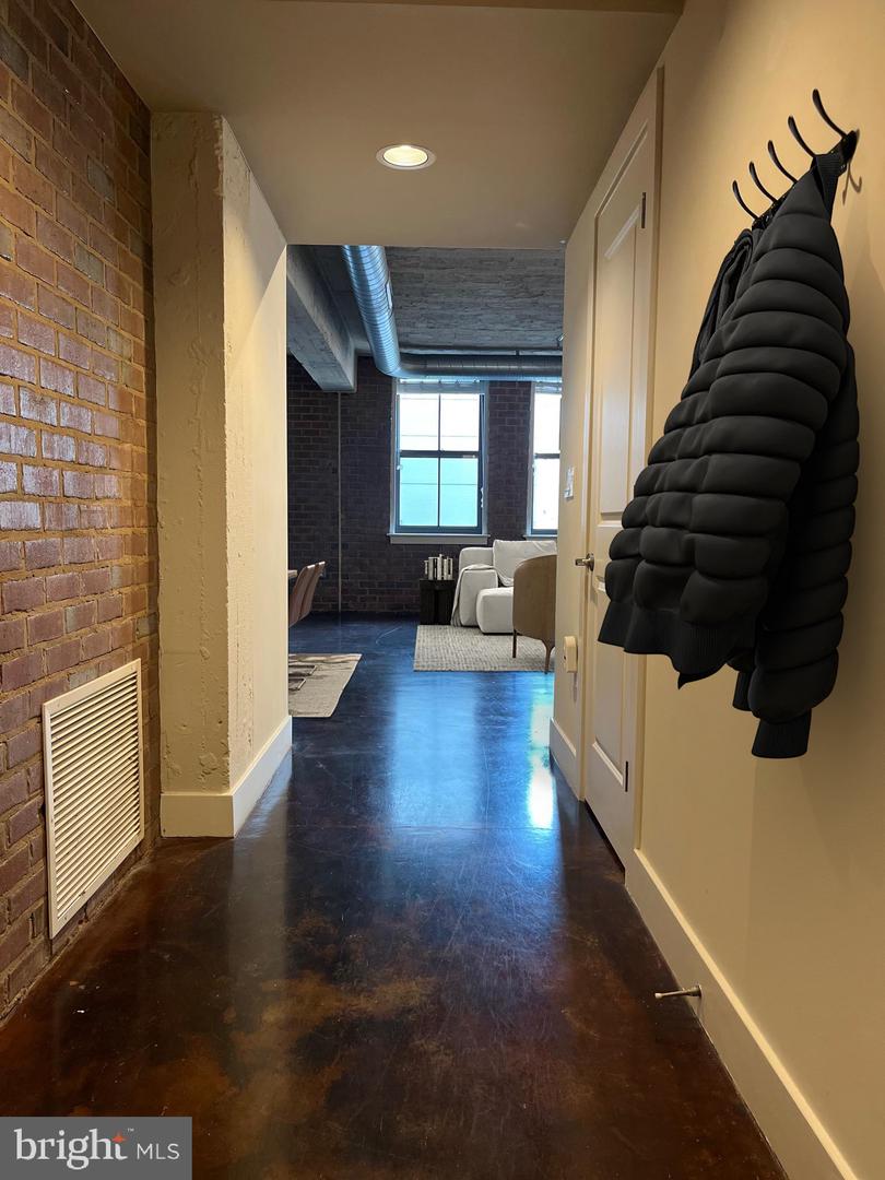 916 G St Nw #602 Property Photo 4