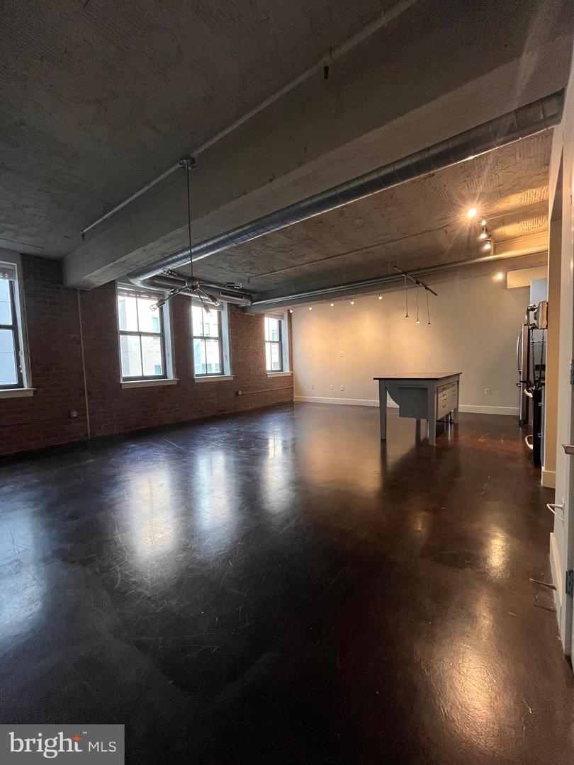 916 G St Nw #602 Property Photo 7