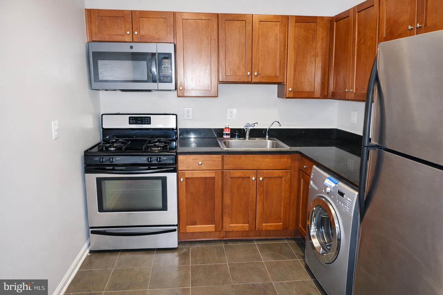 3101 Naylor Rd Se #304 Property Photo 10