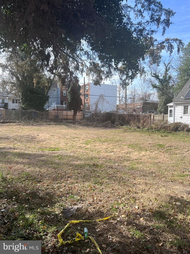 3337 1/2 D Street Se Property Photo 3