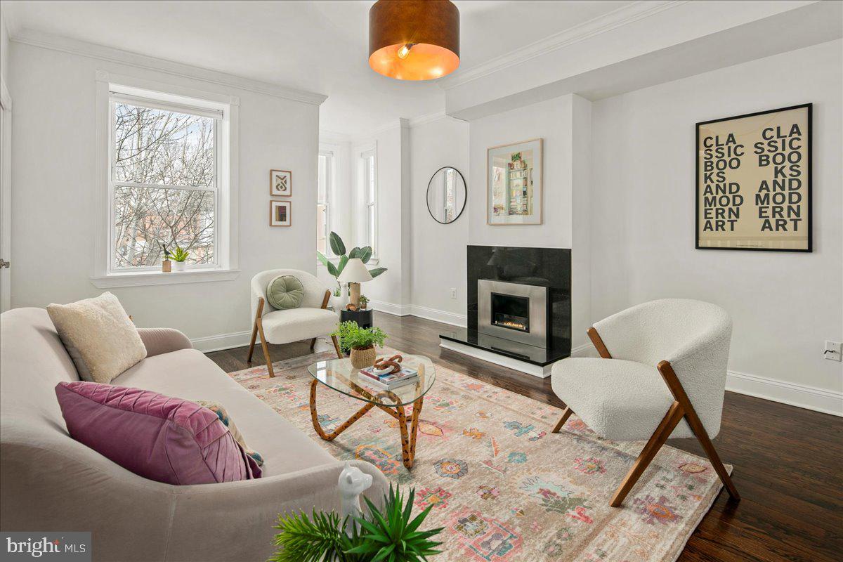 14 O ST NW #14-B Property Photo 1