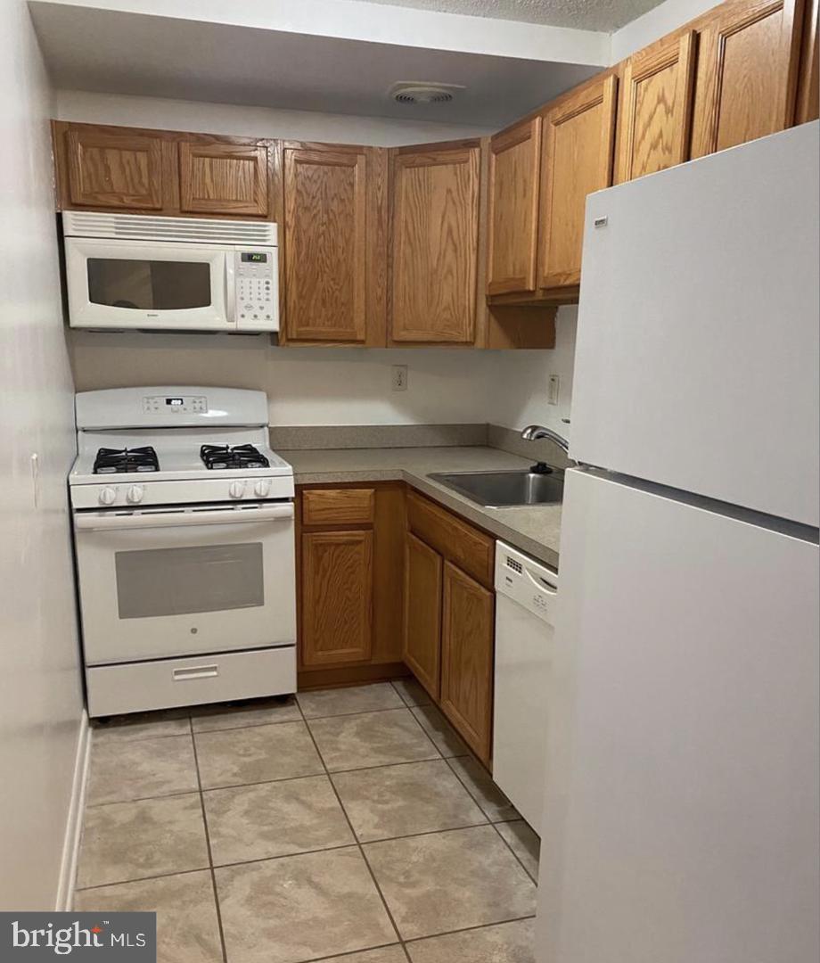 625 A Chesapeake St Se #101 Property Photo 9