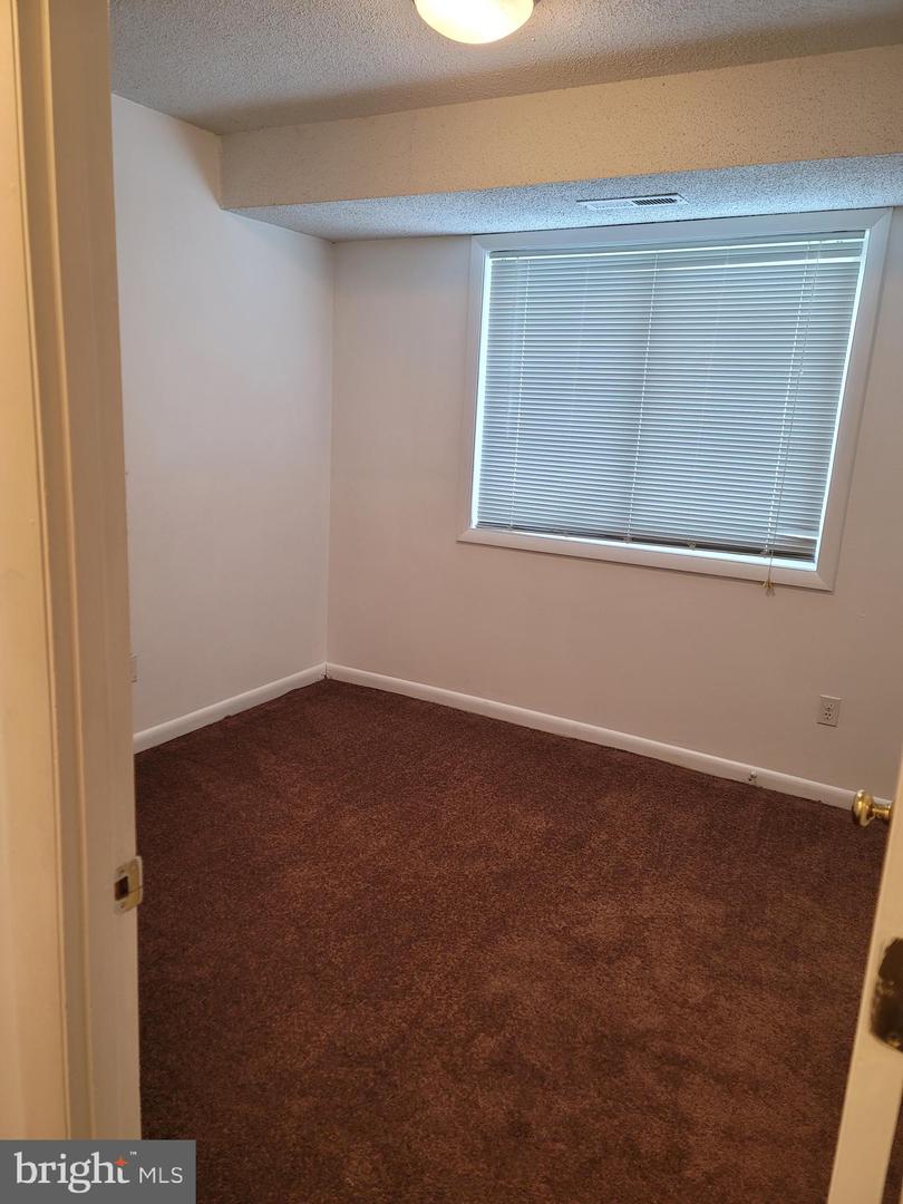 625 A Chesapeake St Se #101 Property Photo 10