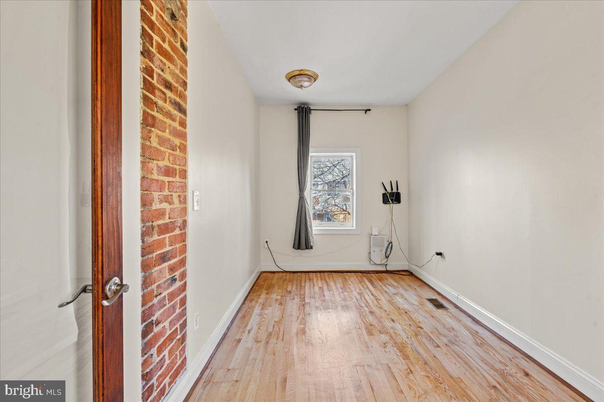 1254 Florida Ave Ne Property Photo 13