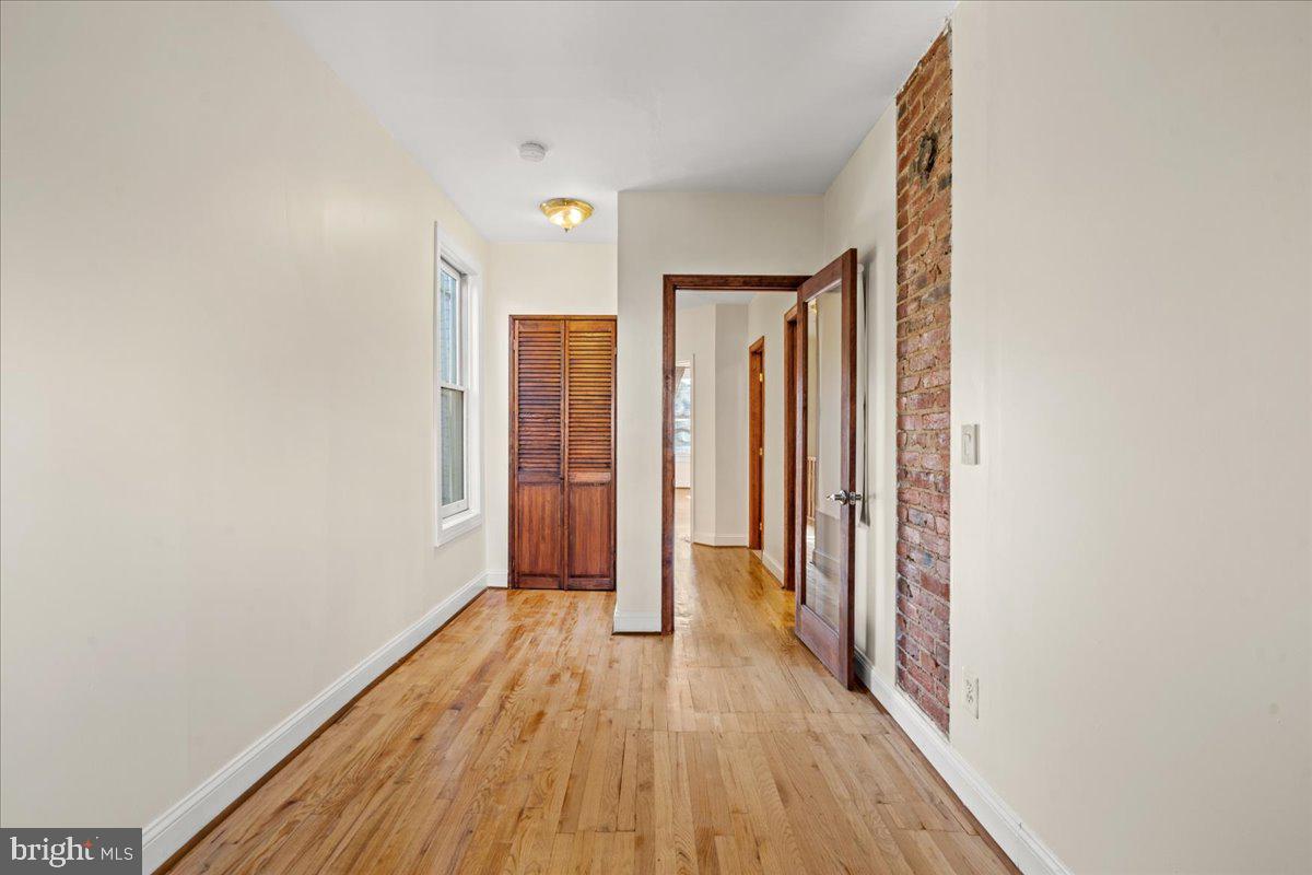 1254 Florida Ave Ne Property Photo 14