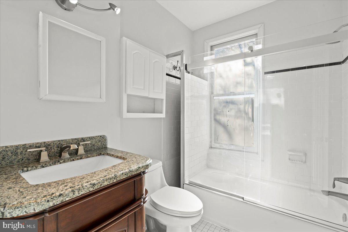 1254 Florida Ave Ne Property Photo 18