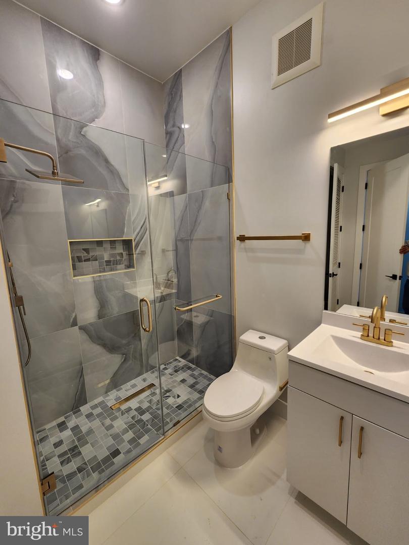 4905 Georgia Ave Nw #403 Property Photo 3