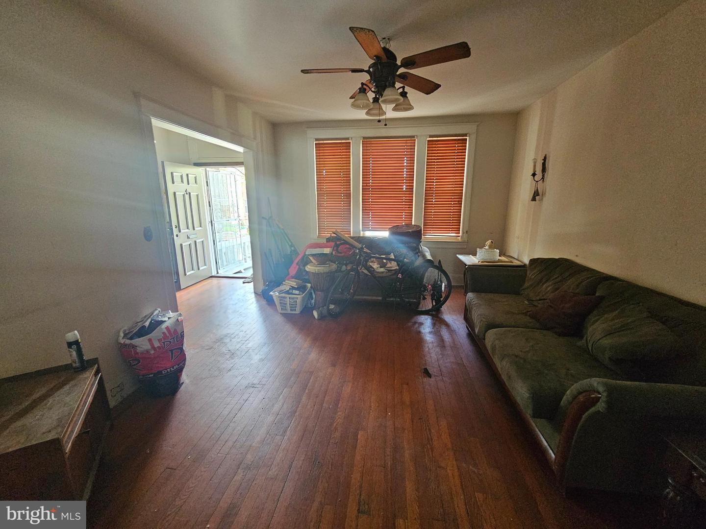 3809 10th St Nw Property Photo 2