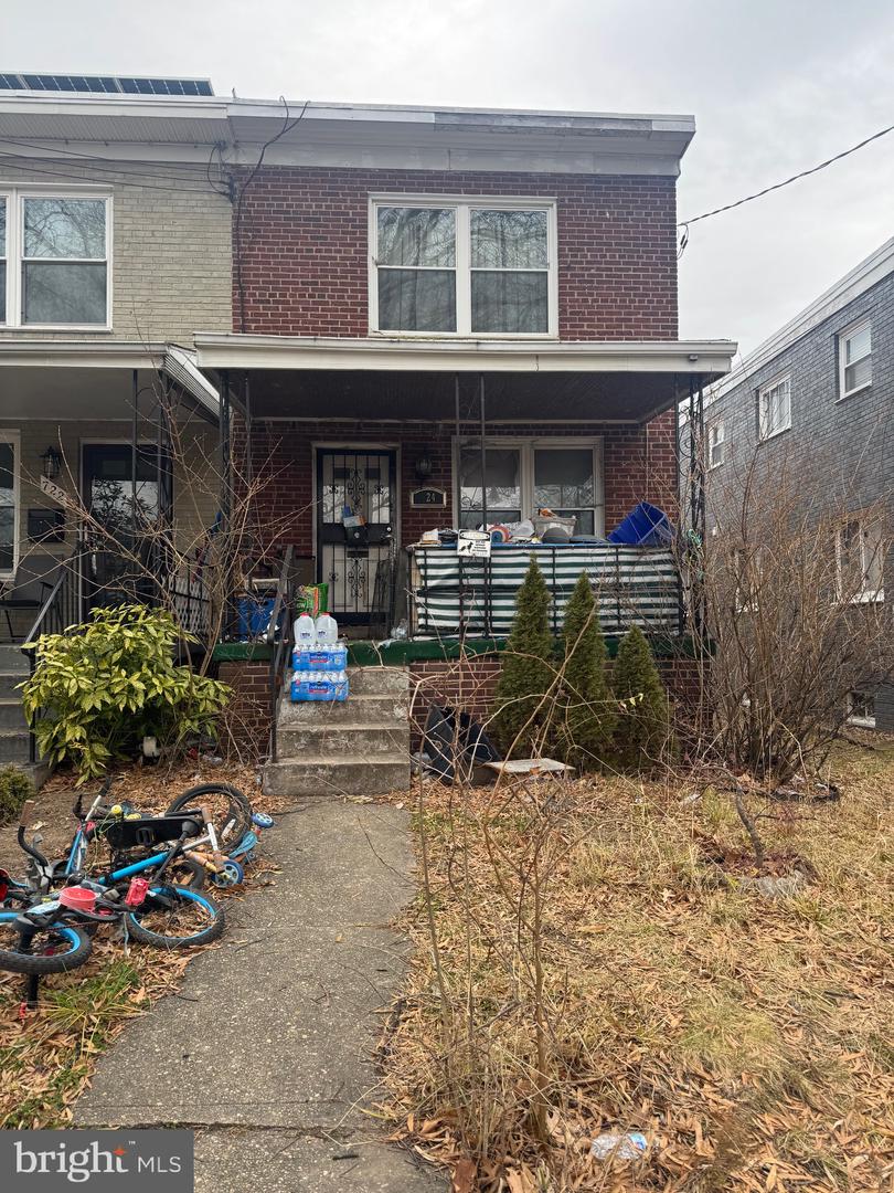 724 Crittenden St Ne Property Photo 1