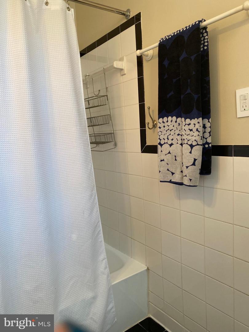 3026 Wisconsin Ave Nw #109 Property Photo 18