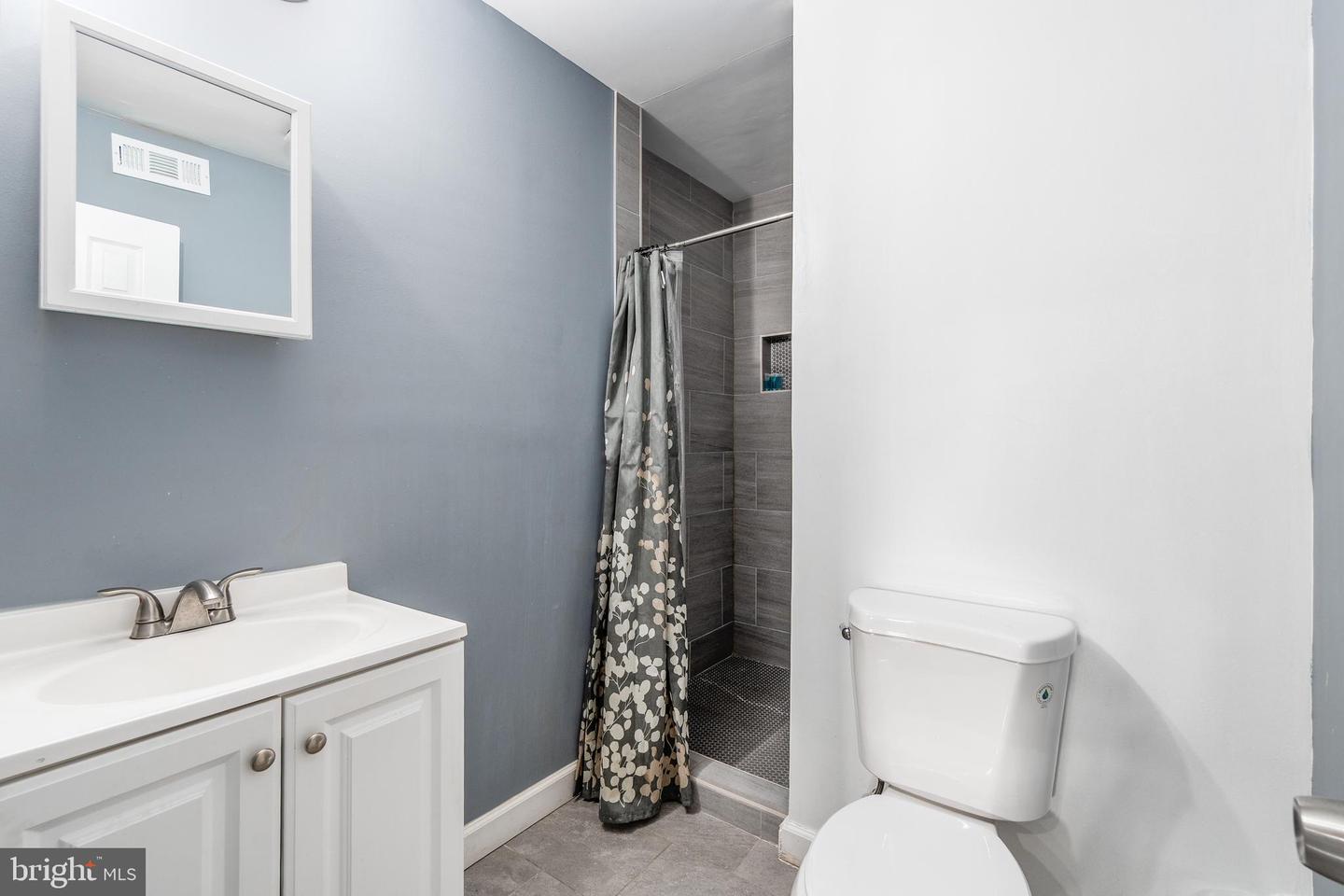1619 Butler St Se #3 Property Photo 13