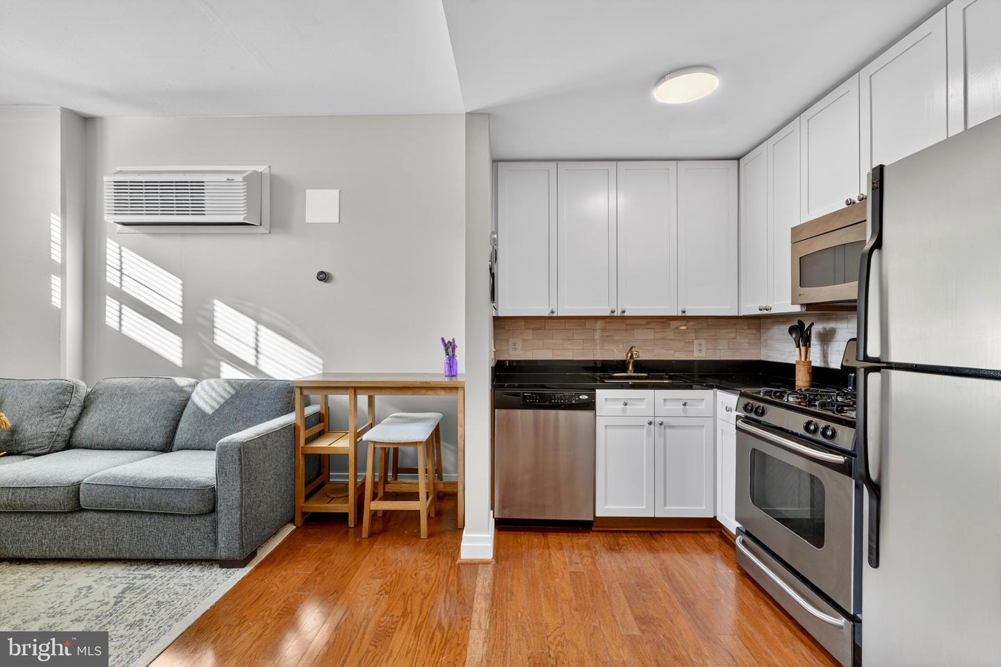 2120 Vermont Ave Nw #20 Property Photo 6