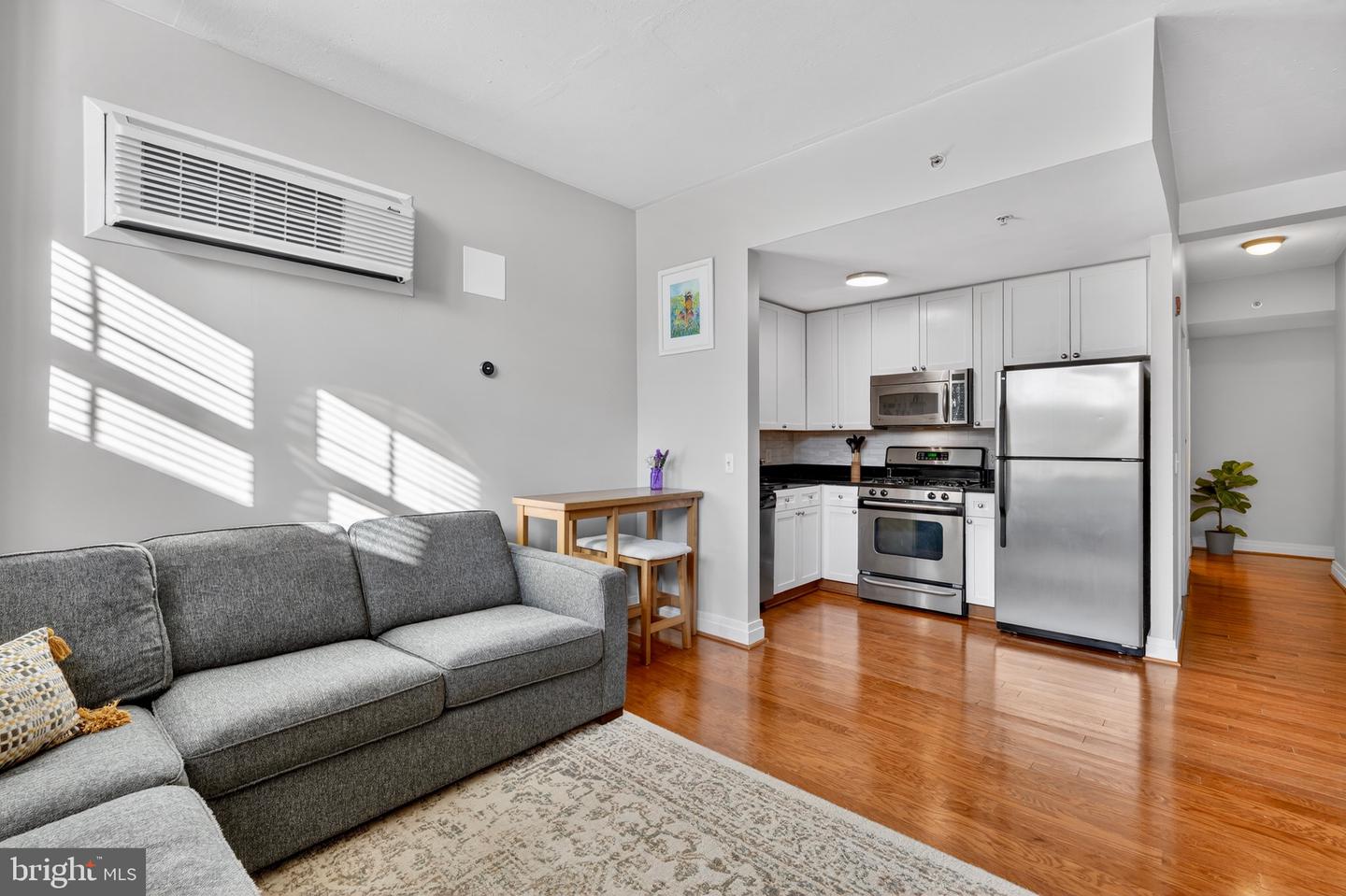 2120 Vermont Ave Nw #20 Property Photo 8