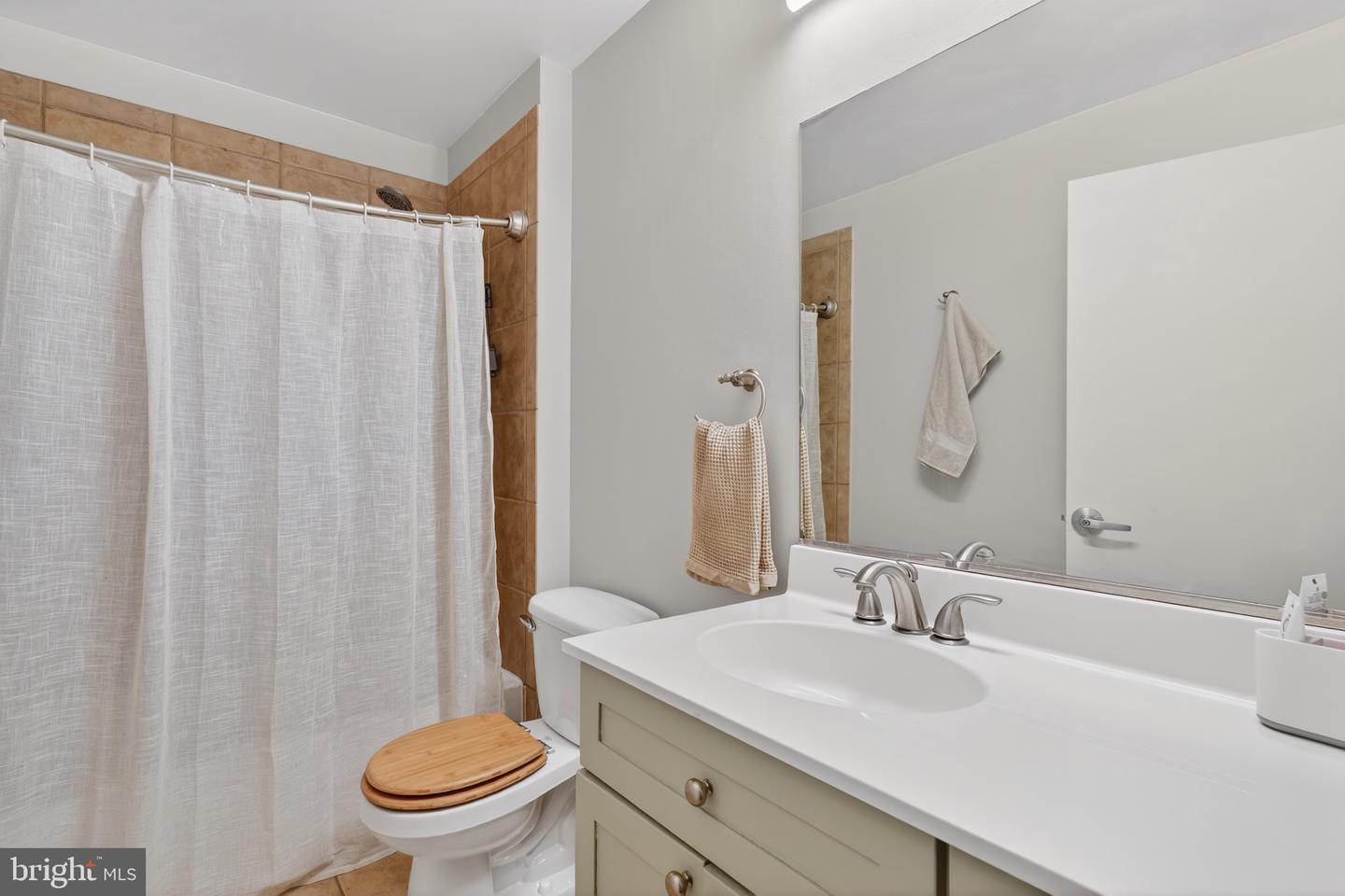 2120 Vermont Ave Nw #20 Property Photo 9