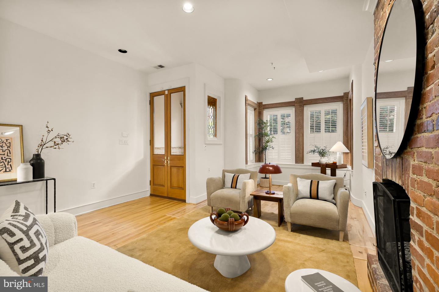 1314 Kenyon St Nw Property Photo 5