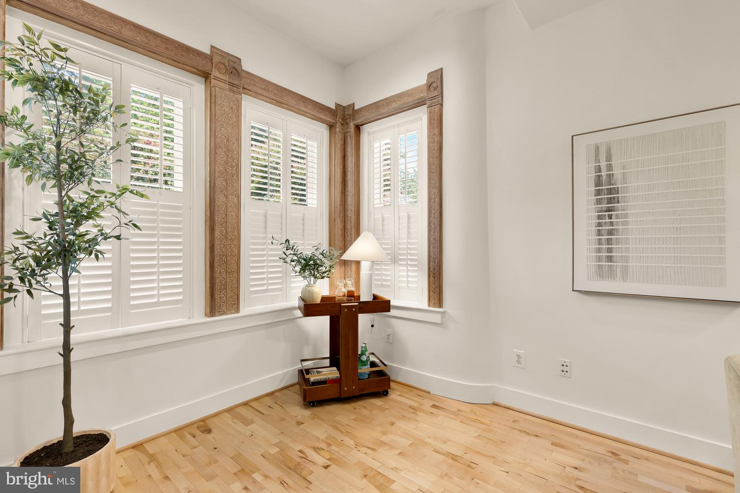 1314 Kenyon St Nw Property Photo 6