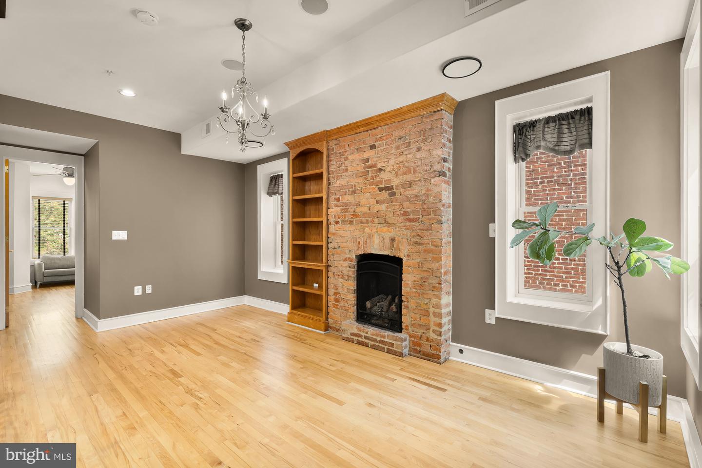 1314 Kenyon St Nw Property Photo 24
