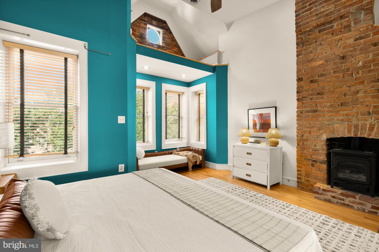 1314 Kenyon St Nw Property Photo 38