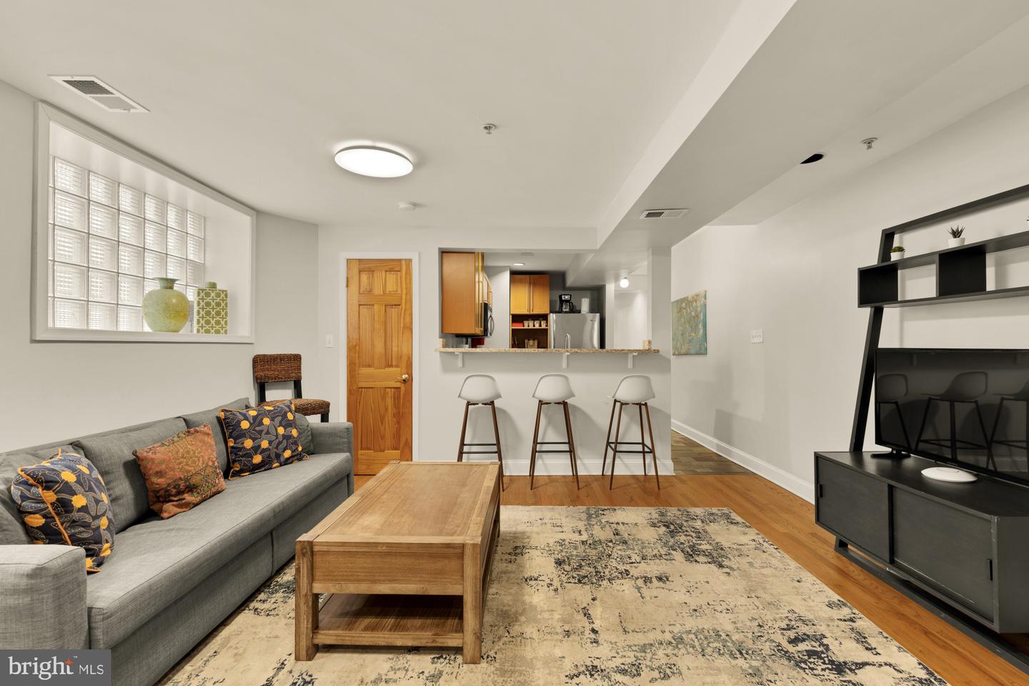 1314 Kenyon St Nw Property Photo 65
