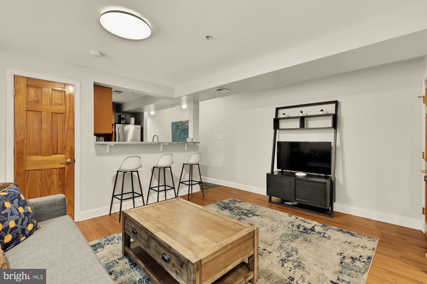 1314 Kenyon St Nw Property Photo 66