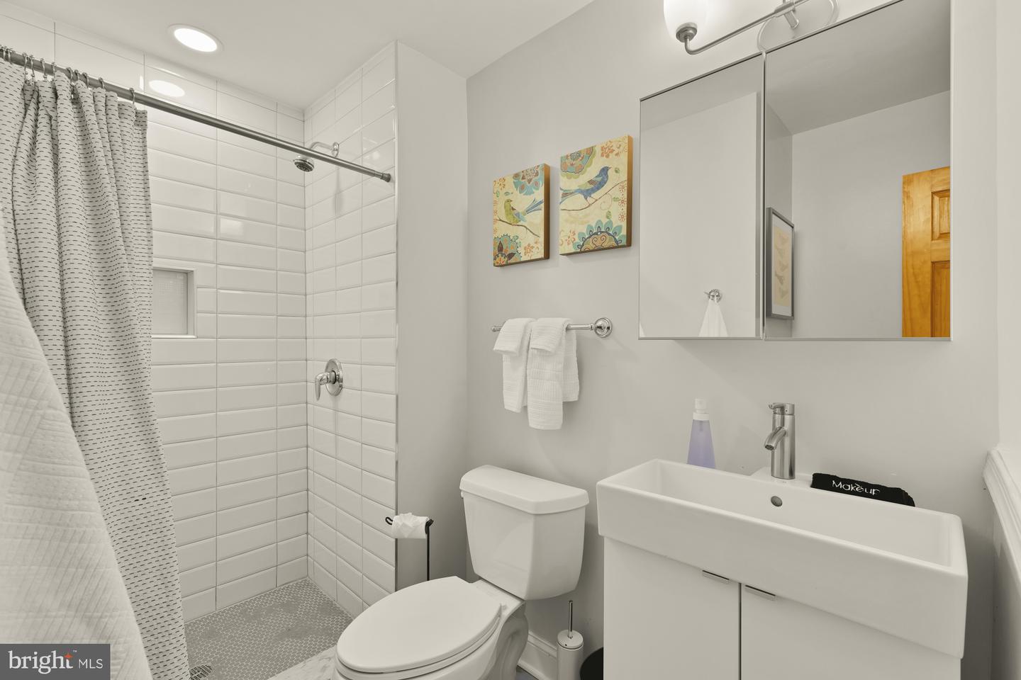 1314 Kenyon St Nw Property Photo 74