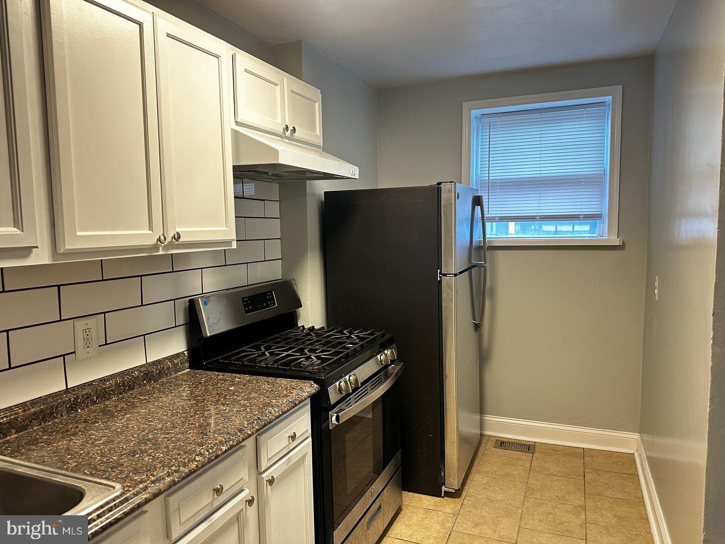 4632 Hillside Rd Se Property Photo 4
