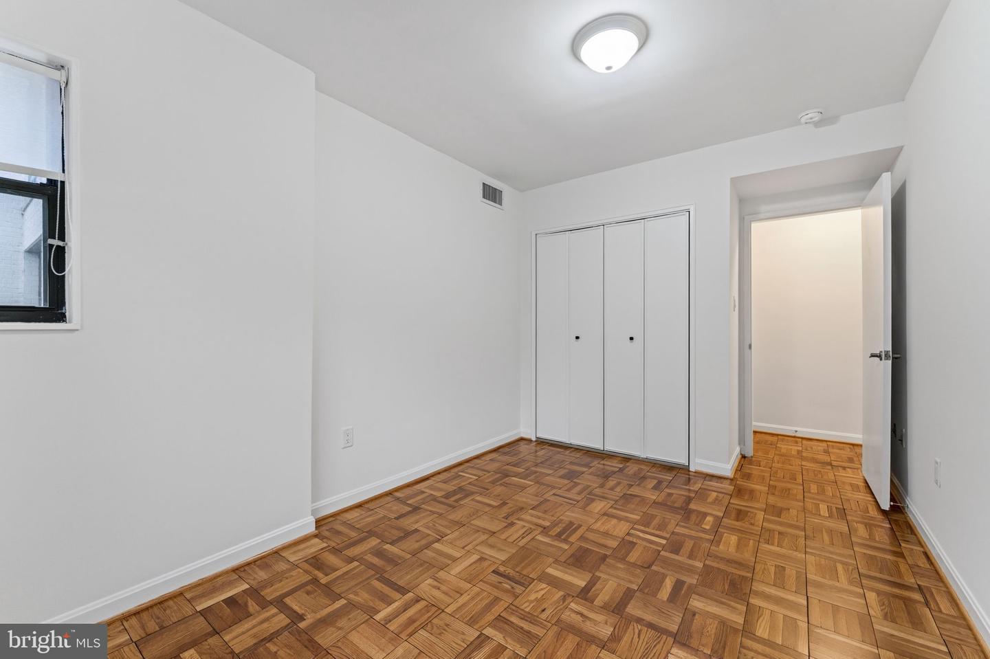 3825 Davis Pl Nw #102 Property Photo 13