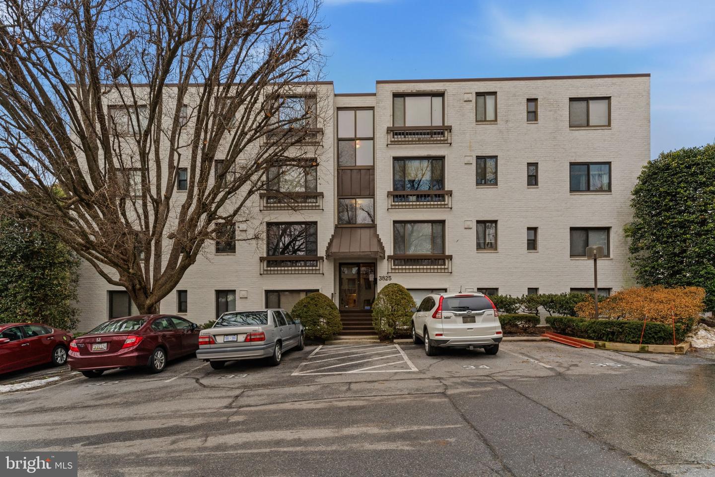 3825 Davis Pl Nw #102 Property Photo 17