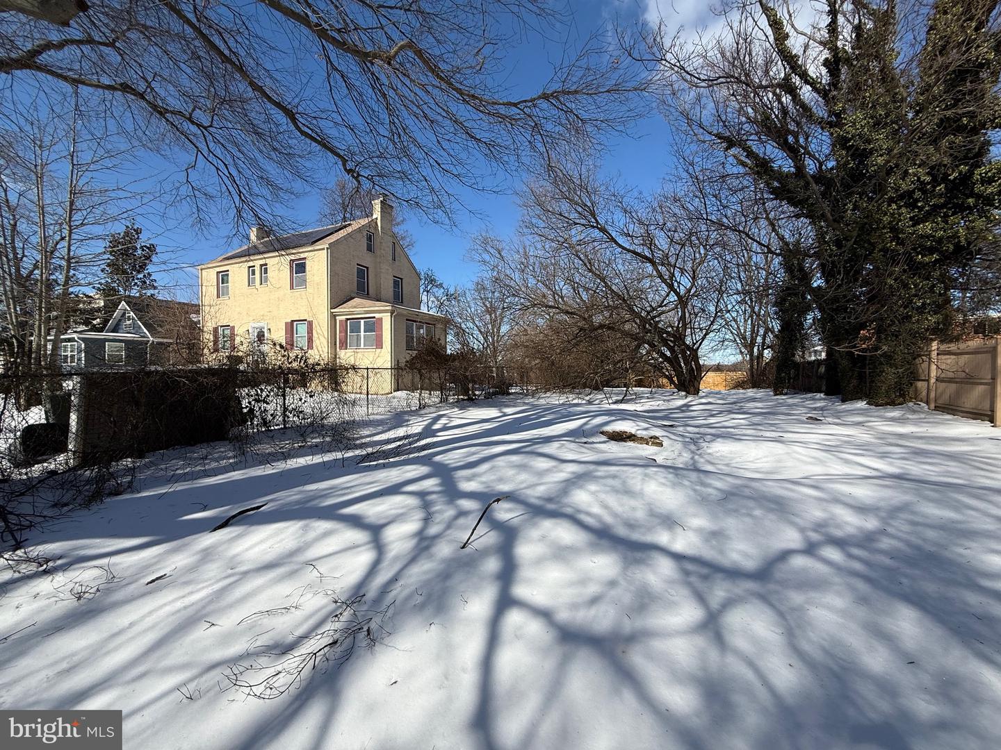5910 EADS ST NE #LOT 6 & 7 Property Photo 1