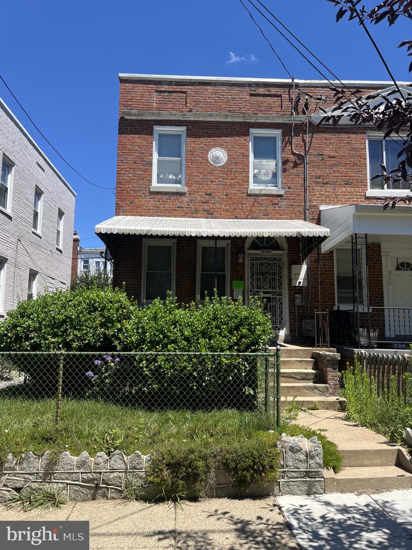 513 SHERIDAN ST NW Property Photo 1