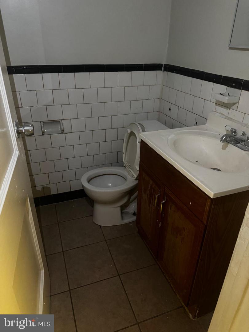 1235 Holbrook Ter Ne Property Photo 27