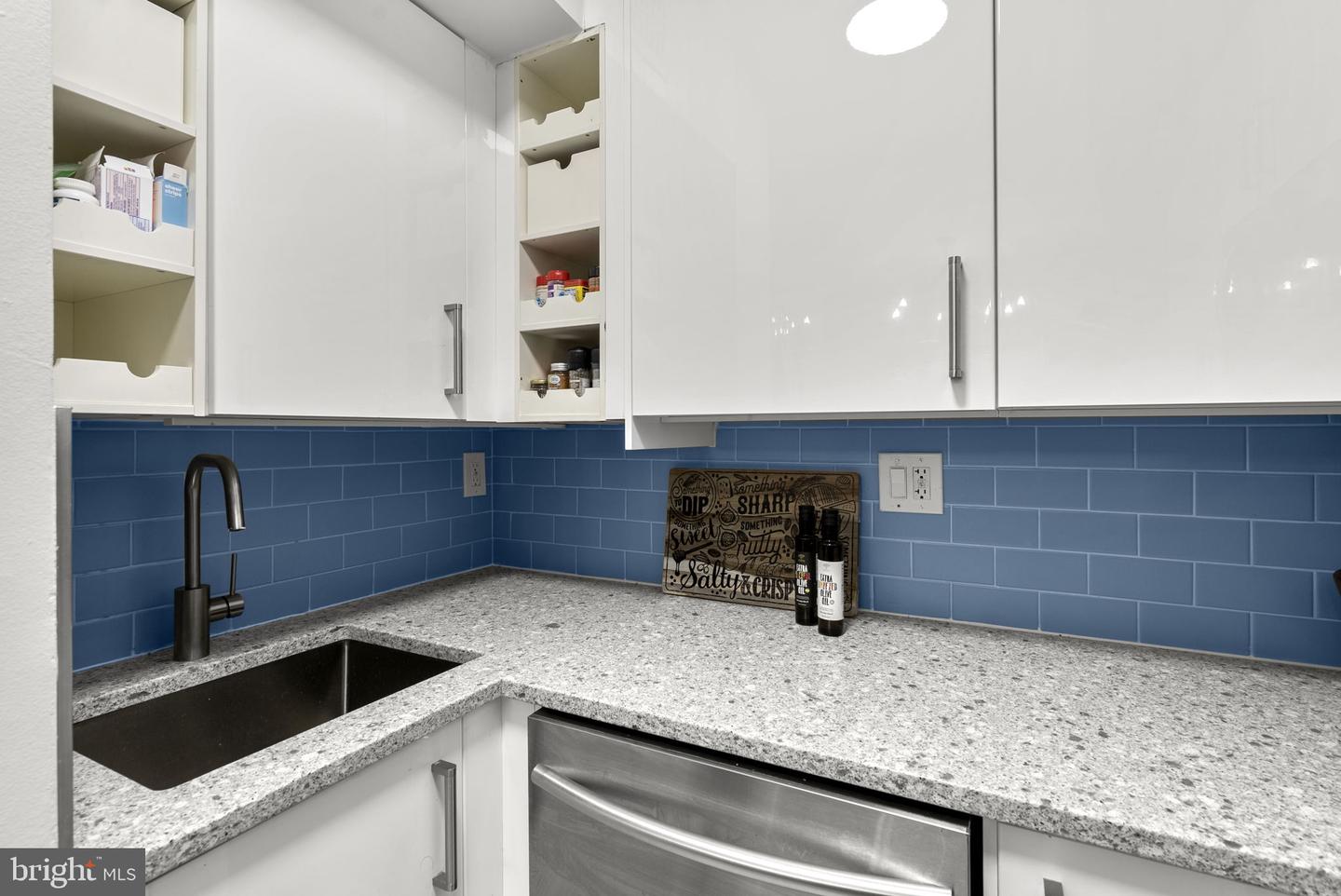 3900 Tunlaw Rd Nw #101 Property Photo 14