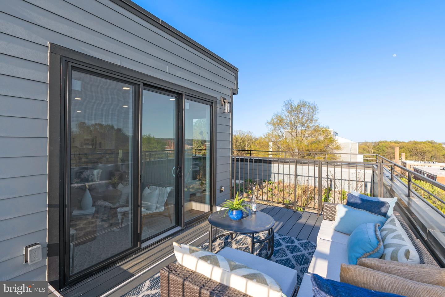 2019 M St Ne #ph9 Property Photo 8
