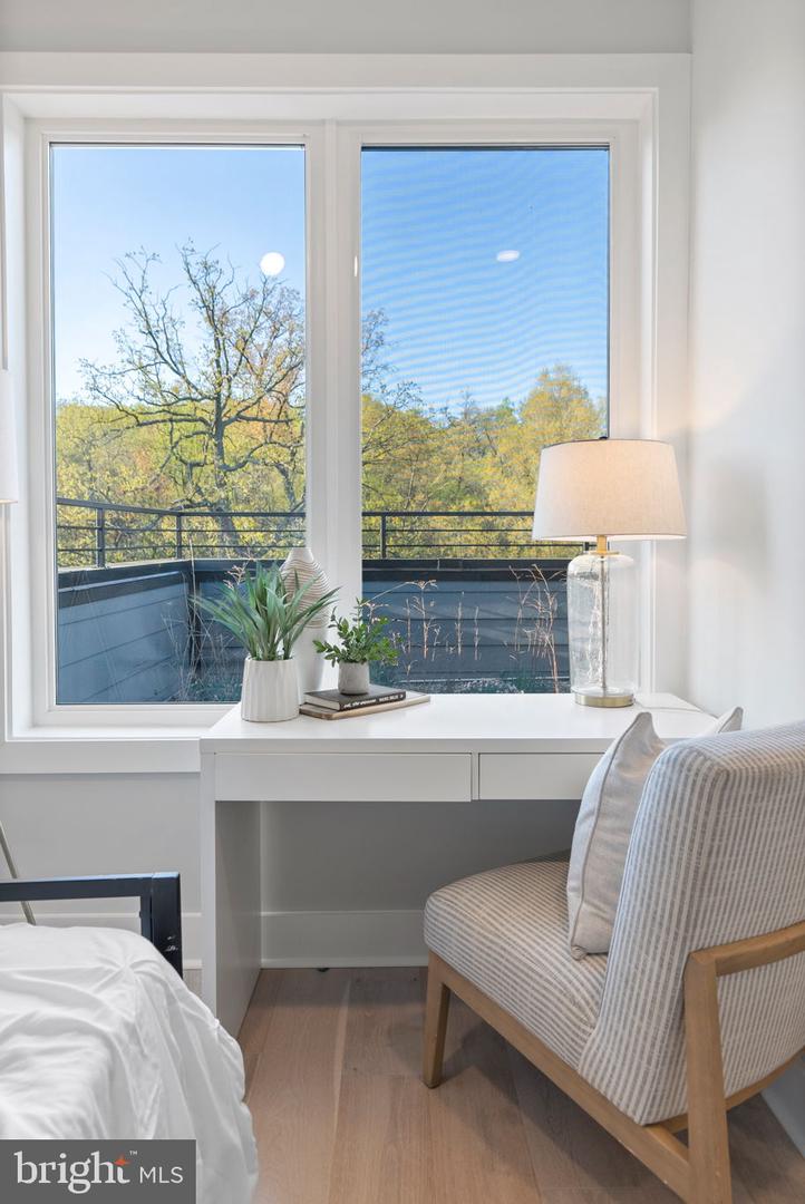 2019 M St Ne #ph9 Property Photo 27