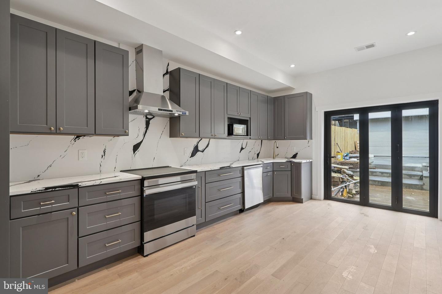 55 P St Nw Property Photo 4
