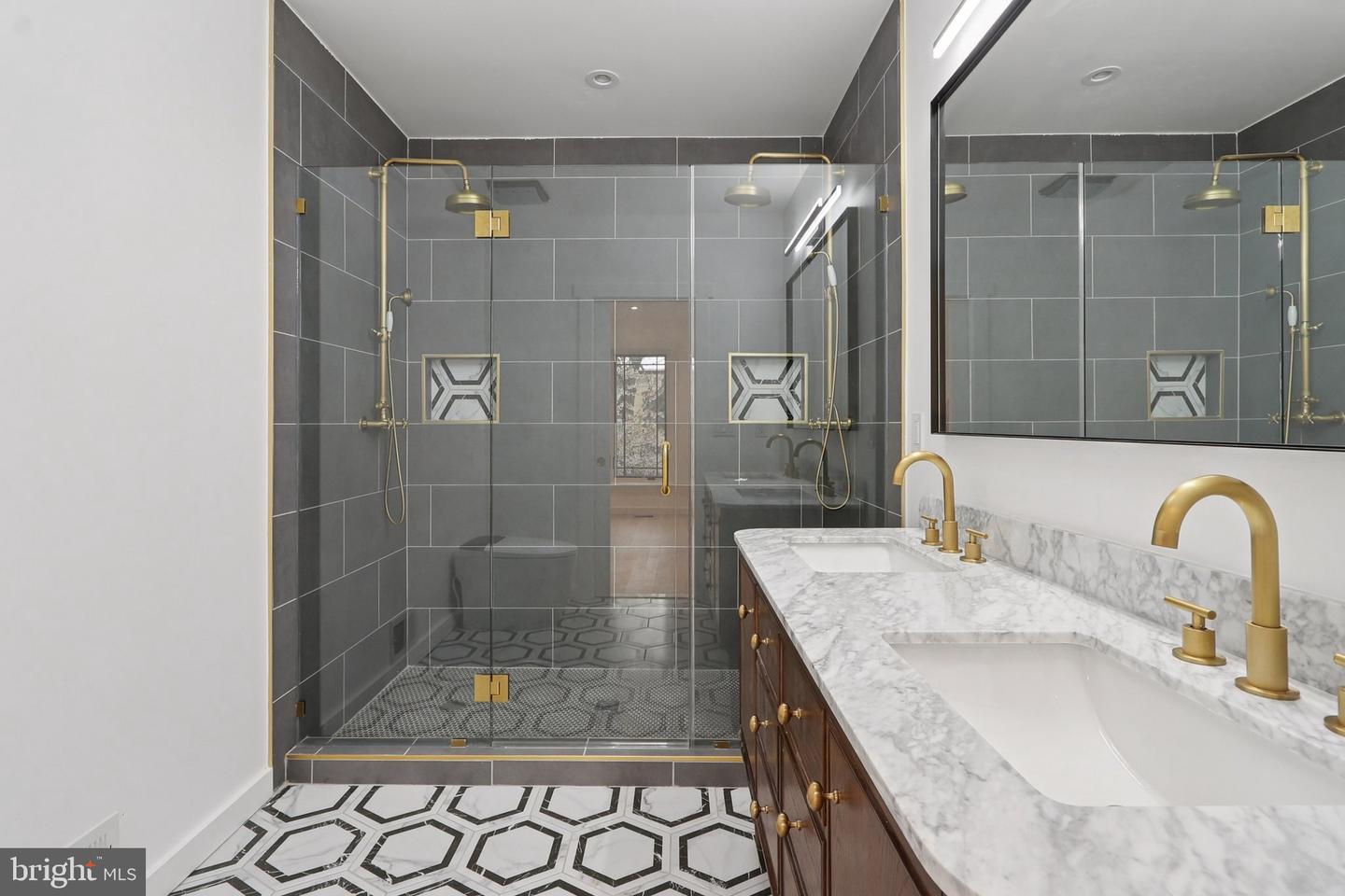 55 P St Nw Property Photo 11
