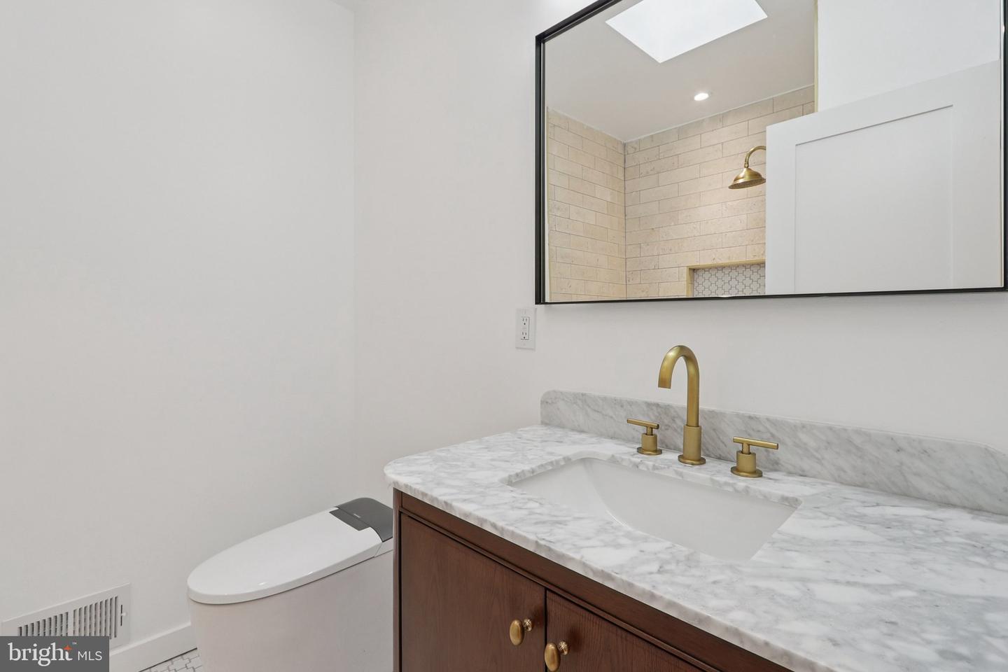 55 P St Nw Property Photo 16