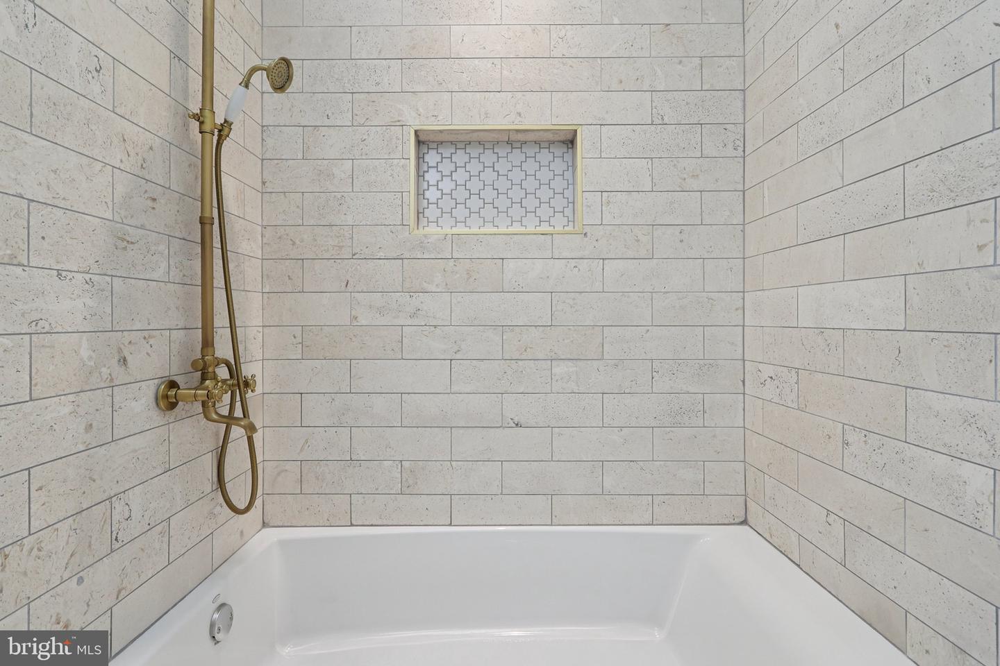 55 P St Nw Property Photo 17