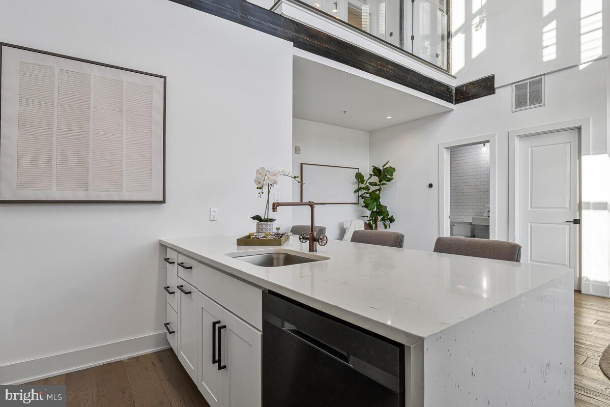 1402 H St Ne #505 Property Photo 13