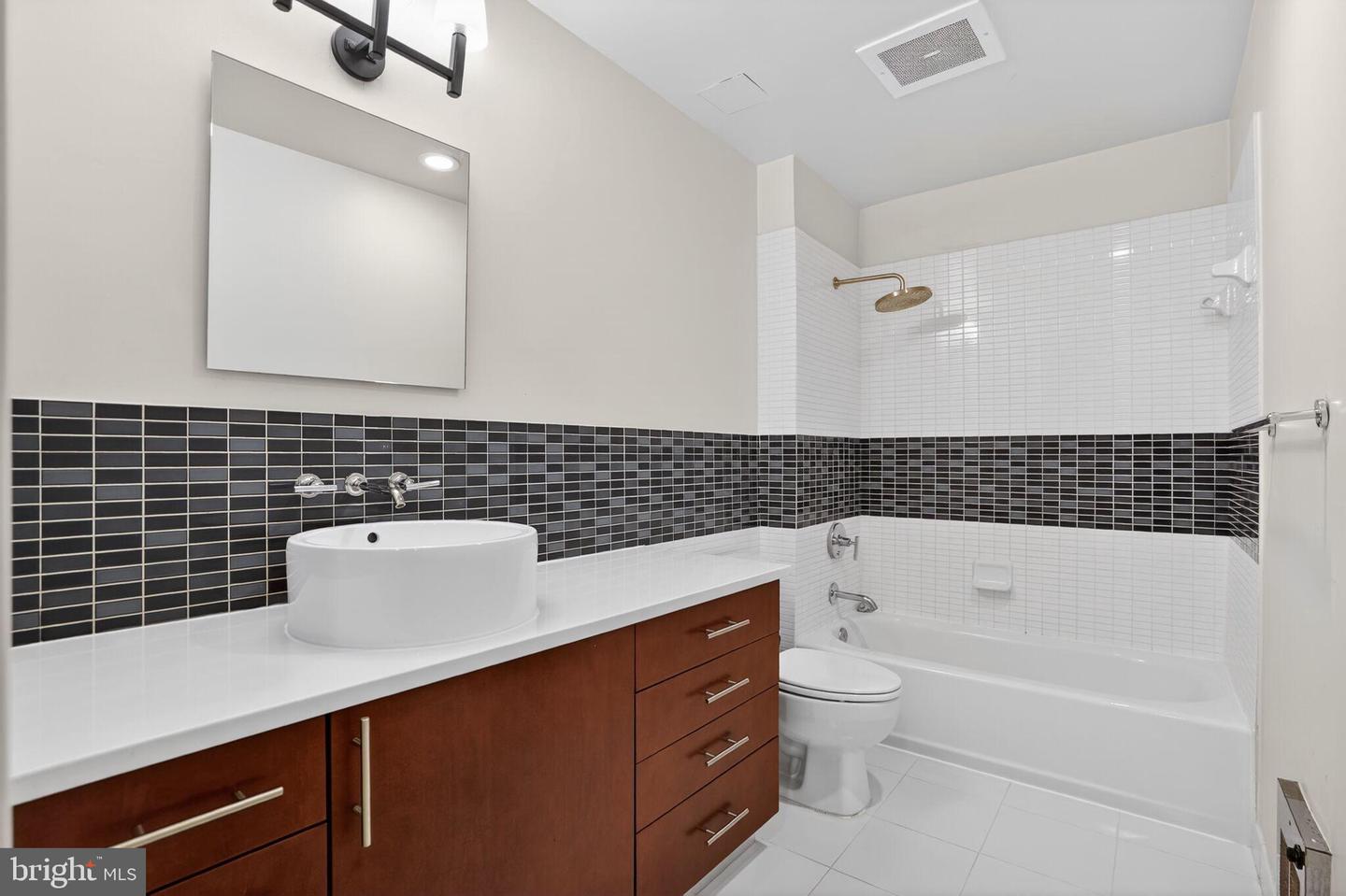 919 Florida Ave Nw #101 Property Photo 20
